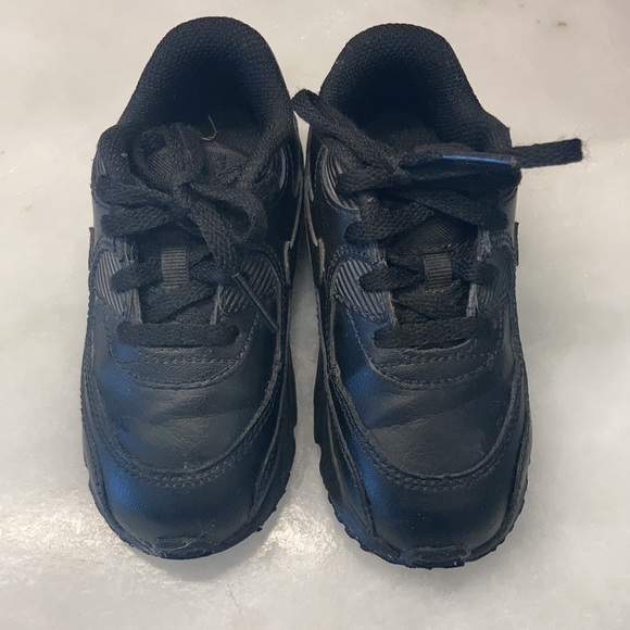 Nike Air Max Runners - Picture 2 of 9